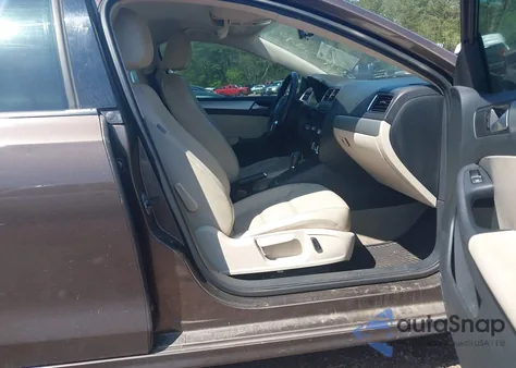 2014 Volkswagen Jetta 1.8T Se from USA, damaged, VIN 3VWD07AJ2EM241254